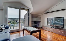 Luminoso ático con terraza, Irún, Parking, 4Pax
